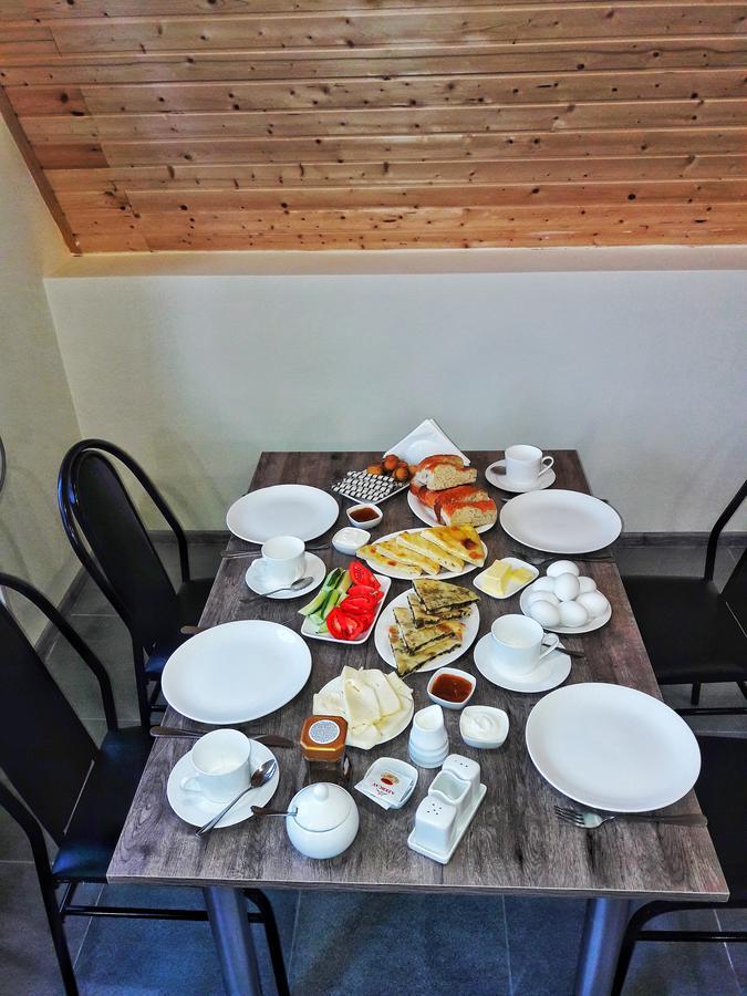 Hotel Twins Achkhoti Kazbegi Esterno foto