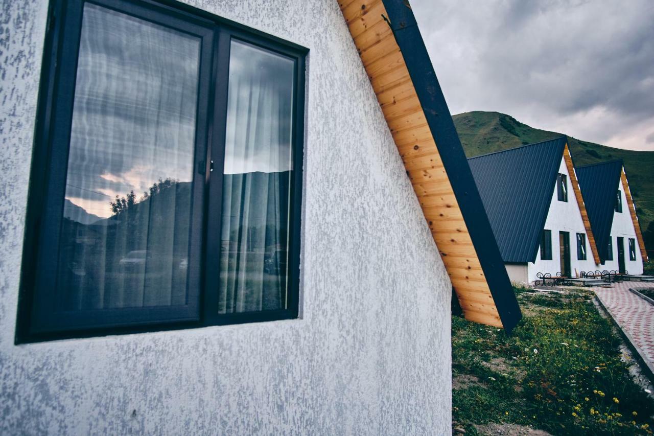 Hotel Twins Achkhoti Kazbegi Esterno foto